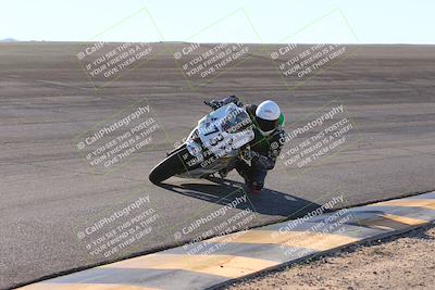 media/Dec-06-2024-CVMA Friday Practice (Fri) [[e1d1c5d4fc]]/4-Group 4 and Trackday/Session 5 (Bowl)/